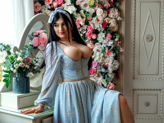KamillaRey livejasmin cam model