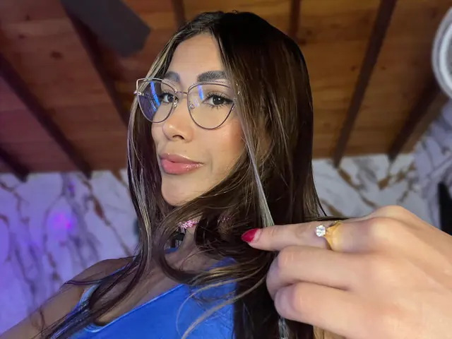 DacotaSantos livejasmin cam model
